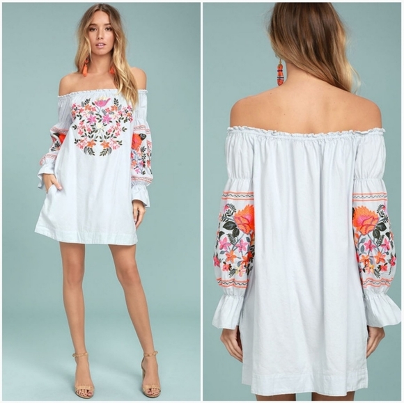 Free People Dresses & Skirts - Free People Fleur de Jour Embroidered Blue Medium